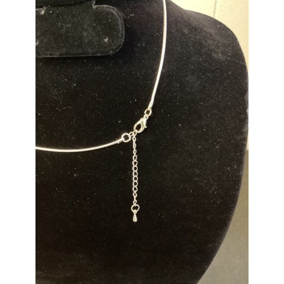 Vintage KC Mark Earthtone Cabochon Pendants Silvertone Necklace (687) - Picture 3 of 4